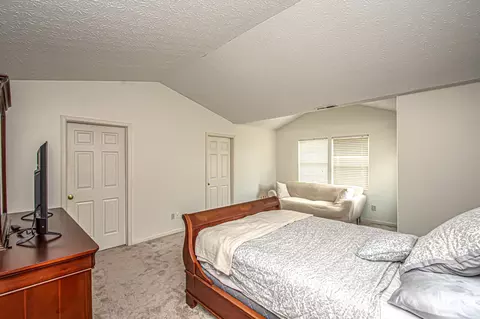 Bedroom - 1730 Olde Haley Dr, Centerville, OH 45458 photo 5 of 7