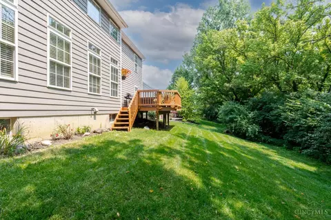 Exterior - 1730 Olde Haley Dr, Centerville, OH 45458 photo 6 of 9