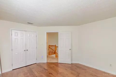 Bedroom - 1730 Olde Haley Dr, Centerville, OH 45458 photo 2 of 7