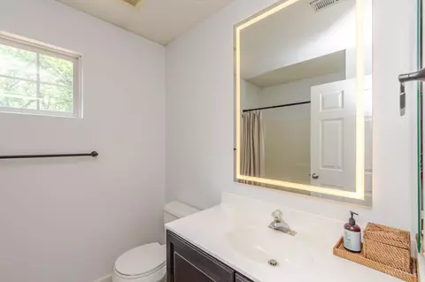 Bath - 1730 Olde Haley Dr, Centerville, OH 45458 photo 2 of 5