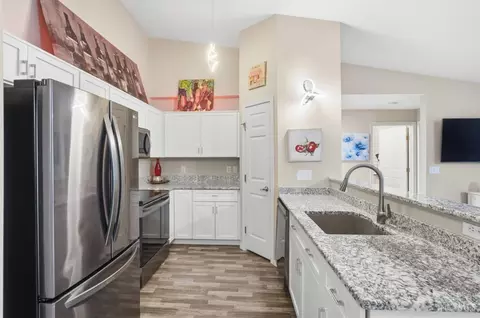 Kitchen - 5449 Michelles Oak Ct, Cincinnati, OH 45248 photo 1 of 3
