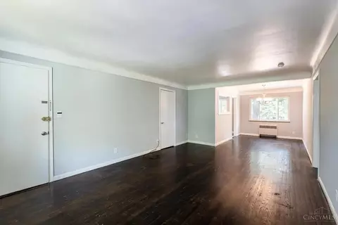 Living - 1735 Sutton Ave, Cincinnati, OH 45230 photo 3 of 8