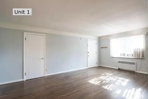 Living - 1735 Sutton Ave, Cincinnati, OH 45230 photo 4 of 8