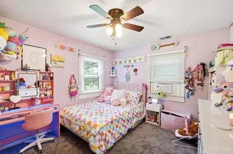 Bedroom - 1439 Lyons Rd, Amelia, OH 45102 photo 2 of 5