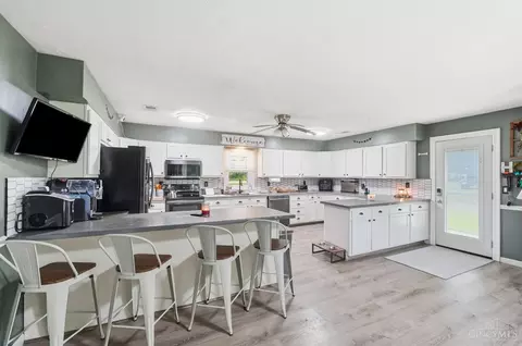 Kitchen - 1439 Lyons Rd, Amelia, OH 45102 photo 1 of 4