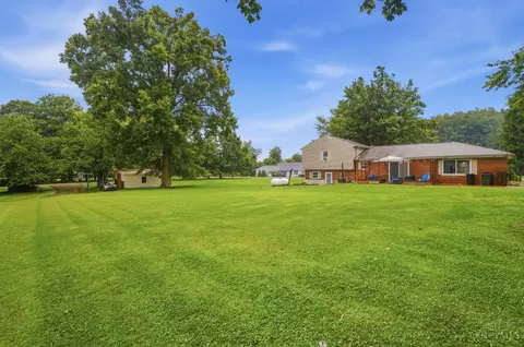Exterior - 1439 Lyons Rd, Amelia, OH 45102 photo 7 of 12