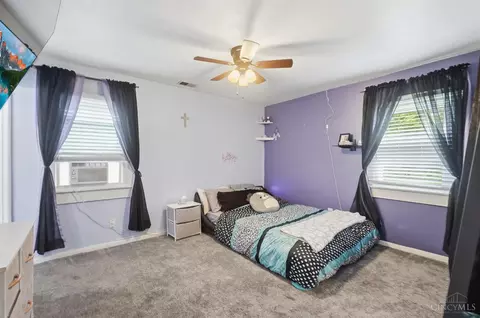 Bedroom - 1439 Lyons Rd, Amelia, OH 45102 photo 1 of 5