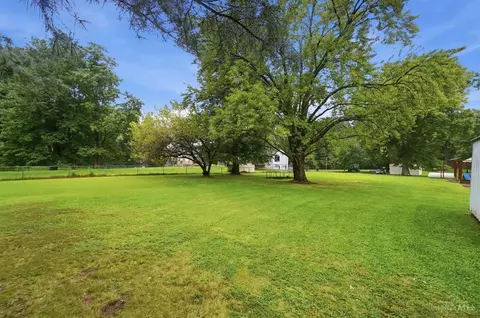 Exterior - 1439 Lyons Rd, Amelia, OH 45102 photo 11 of 12