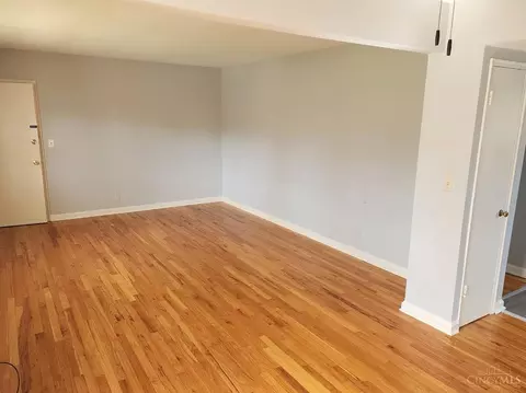 Living - 6026 Colter Ave, Cincinnati, OH 45230 photo 2 of 3