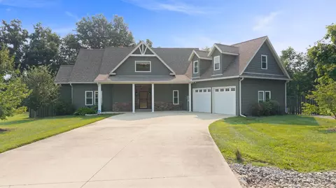 421 Shaker Run Rd, Peebles, OH 45660