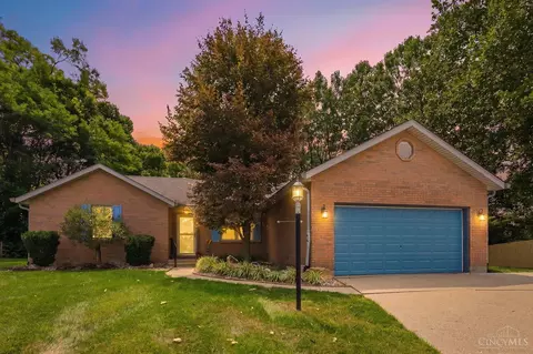 5962 Whitehorse Ct, West Chester, OH 45069
