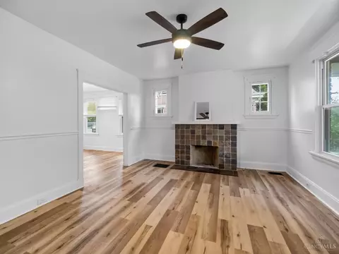 Living - 3743 Darwin Ave, Cincinnati, OH 45211 photo 2 of 2