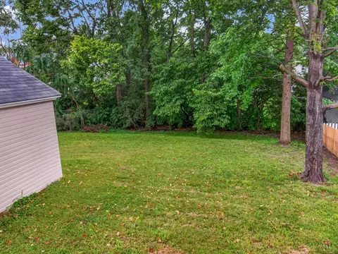 Exterior - 3743 Darwin Ave, Cincinnati, OH 45211 photo 3 of 10