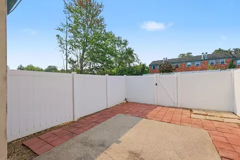 Exterior - 7 Byrd Trce, Batavia, OH 45103 photo 3 of 6