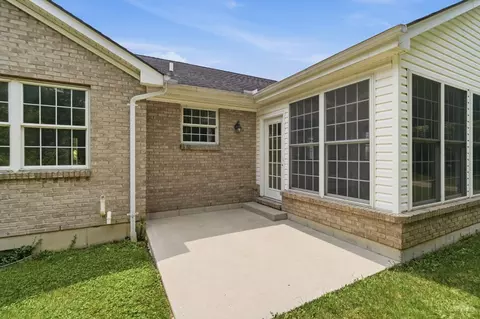 Exterior - 9640 Millbrook Dr, Cincinnati, OH 45231 photo 10 of 11