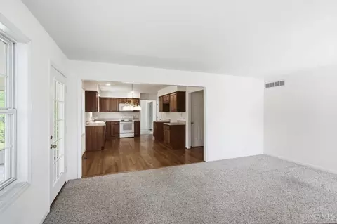 Living - 9640 Millbrook Dr, Cincinnati, OH 45231 photo 7 of 8