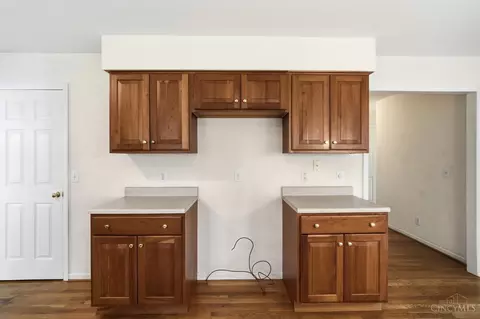 Kitchen - 9640 Millbrook Dr, Cincinnati, OH 45231 photo 3 of 4