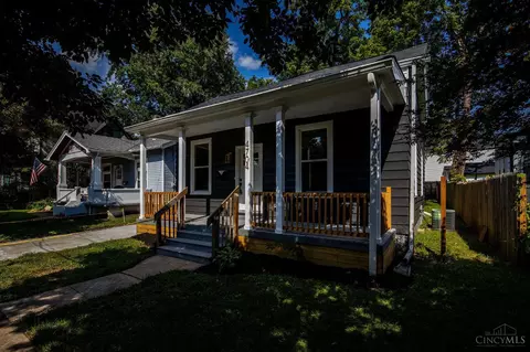 Exterior - 4704 Ward St, Cincinnati, OH 45227 photo 3 of 6