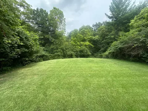 Exterior - 2715 Powell Dr, Cincinnati, OH 45211 photo 10 of 17