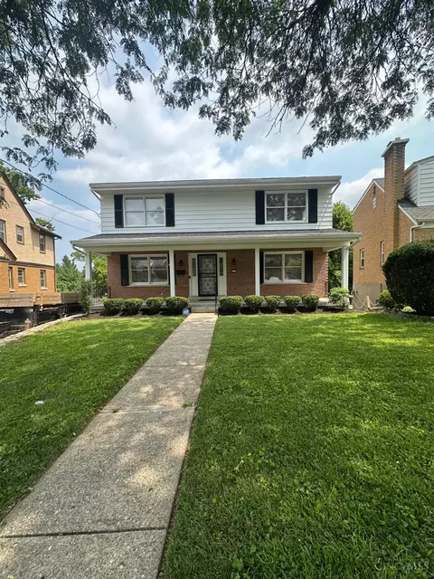 Exterior - 2715 Powell Dr, Cincinnati, OH 45211 photo 2 of 17