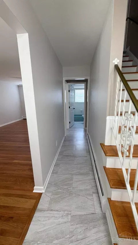 Entry Way - 2715 Powell Dr, Cincinnati, OH 45211 photo 3 of 8