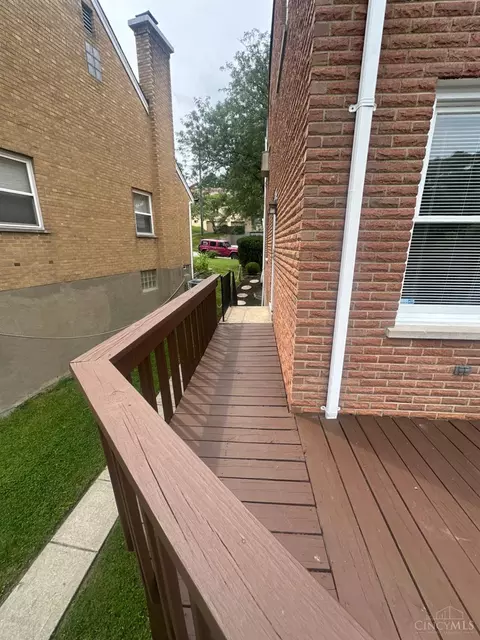 Exterior - 2715 Powell Dr, Cincinnati, OH 45211 photo 14 of 17
