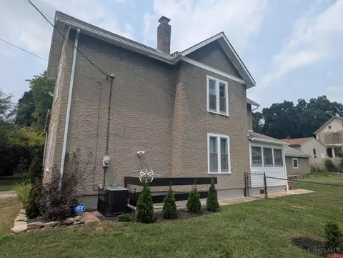 Exterior - 7160 River Rd, Cincinnati, OH 45233 photo 5 of 5