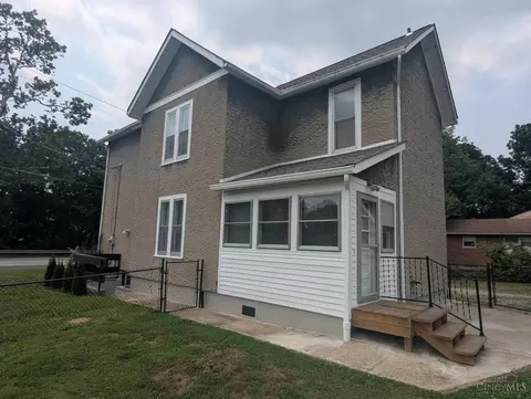 Exterior - 7160 River Rd, Cincinnati, OH 45233 photo 4 of 5