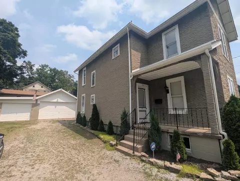 Exterior - 7160 River Rd, Cincinnati, OH 45233 photo 3 of 5