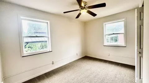 Bedroom - 521 Maple Dr, Reading, OH 45215 photo 4 of 4