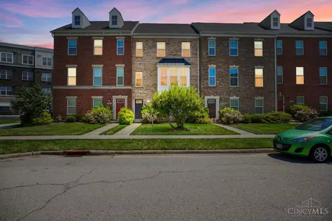 9550 Cobblestone Walk, West Chester, OH 45069