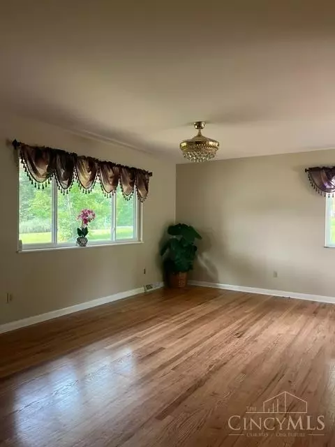 Living - 6548 Fields Ertel Rd, Sharonville, OH 45241 photo 1 of 2