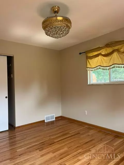Bedroom - 6548 Fields Ertel Rd, Sharonville, OH 45241 photo 3 of 3