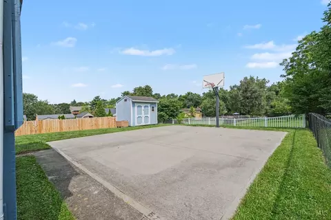 Exterior - 5738 Windview Dr, Cincinnati, OH 45248 photo 4 of 4