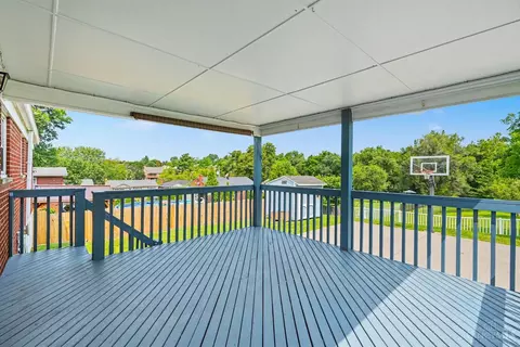 Exterior - 5738 Windview Dr, Cincinnati, OH 45248 photo 3 of 4