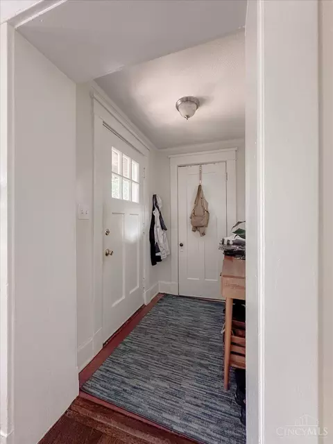 Entry Way - 2515 Hackberry St, Cincinnati, OH 45206 photo 1 of 7
