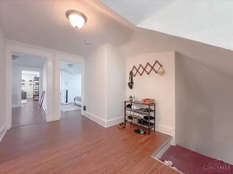 Entry Way - 2515 Hackberry St, Cincinnati, OH 45206 photo 7 of 7