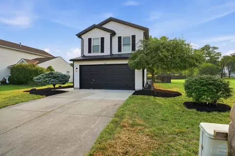 944 Fox Croft Pl, Trenton, OH 45067
