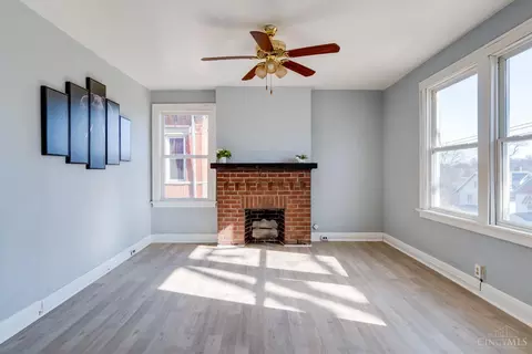 Living - 3025 Gilbert Ave, Cincinnati, OH 45206 photo 2 of 5