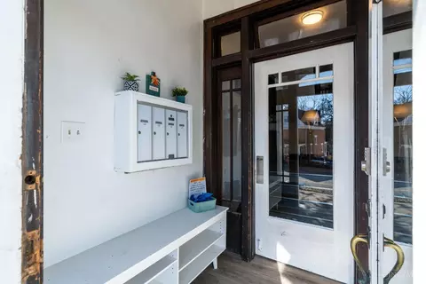 Entry Way - 3025 Gilbert Ave, Cincinnati, OH 45206 photo 1 of 5