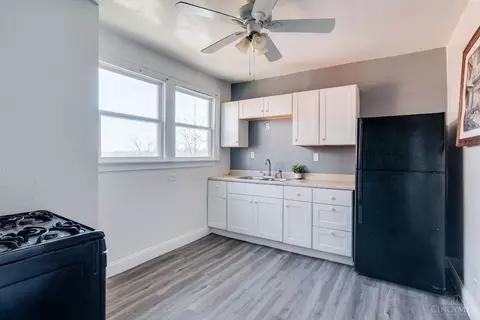 Kitchen - 3025 Gilbert Ave, Cincinnati, OH 45206 photo 3 of 3