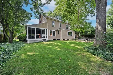 Exterior - 1652 Beacon St, Cincinnati, OH 45230 photo 18 of 20