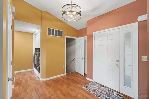 Entry Way - 1079 Spruce Gln, Morrow, OH 45152 photo 1 of 2