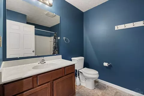 Bath - 1079 Spruce Gln, Morrow, OH 45152 photo 2 of 2