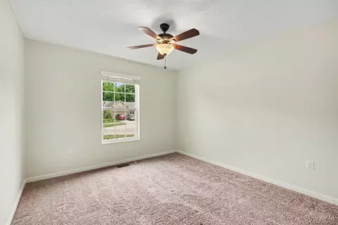 Bedroom - 1079 Spruce Gln, Morrow, OH 45152 photo 4 of 6