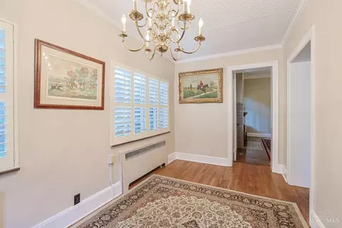Dining - 445 Ludlow Ave, Cincinnati, OH 45220 photo 1 of 1