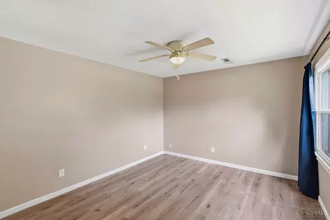 Bedroom - 481 Sharon Rd, Glendale, OH 45246 photo 6 of 6