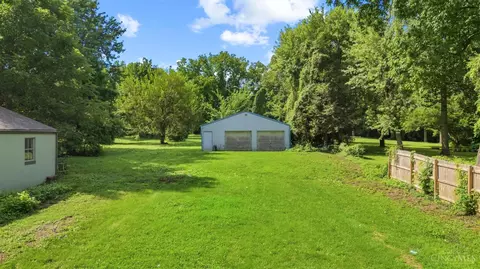 Exterior - 481 Sharon Rd, Glendale, OH 45246 photo 7 of 14