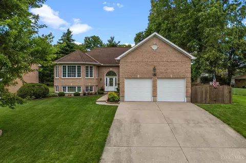 406 Lawndale Ct, Lebanon, OH 45036