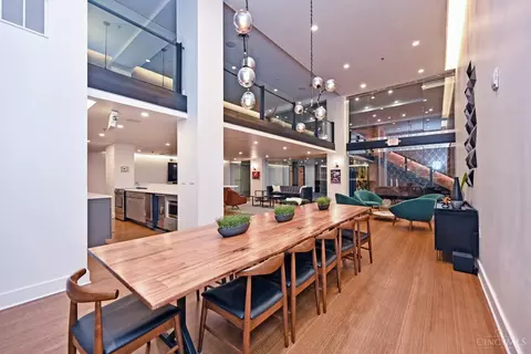 Dining - 15 Fourth St, Cincinnati, OH 45202 photo 2 of 3